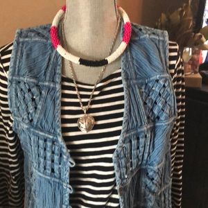 Vibrant beaded necklace